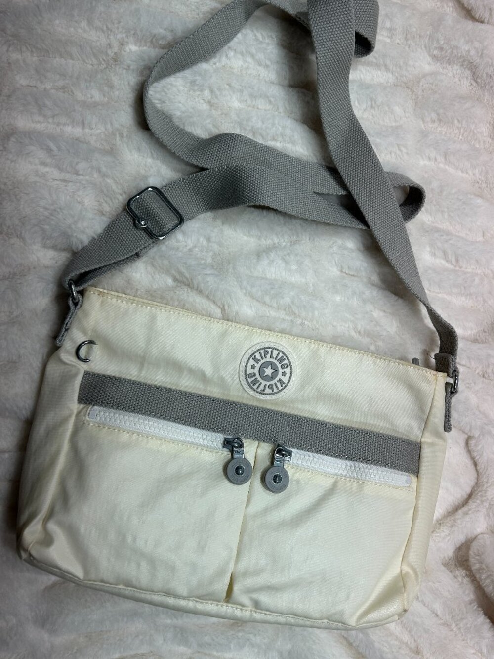 Kipling Multi-Pocket Crossbody Bag Cream Grey Trim Pristine Condition